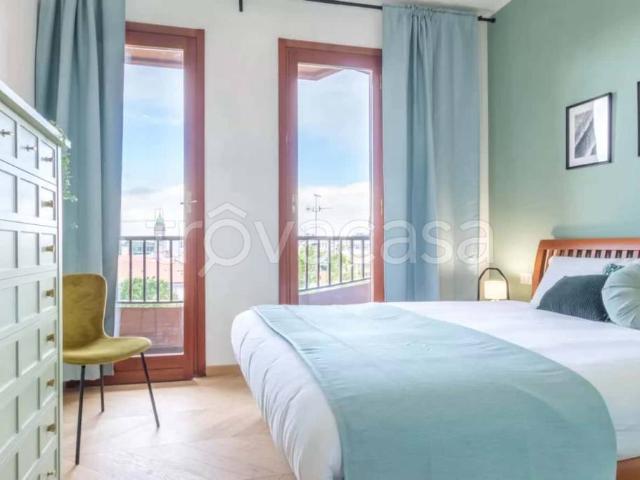 Trilocale in affitto a Milano via Eleuterio Pagliano, Monte Rosa Lotto