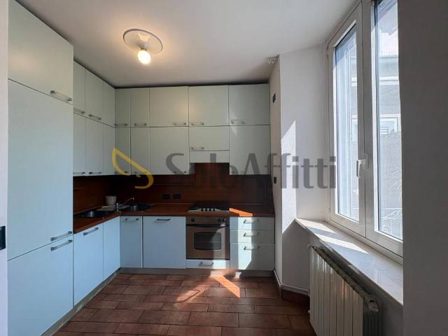 Trilocale in affitto a Milano via Pietro Maroncelli, 10, Garibaldi Corso Como