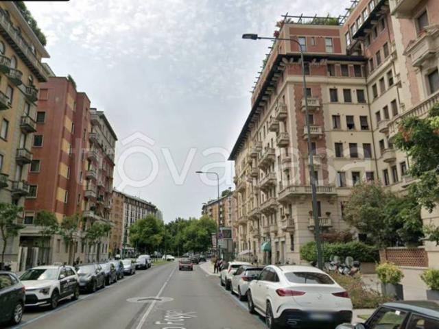 Trilocale in affitto a Milano via Vincenzo Foppa, 57, Solari