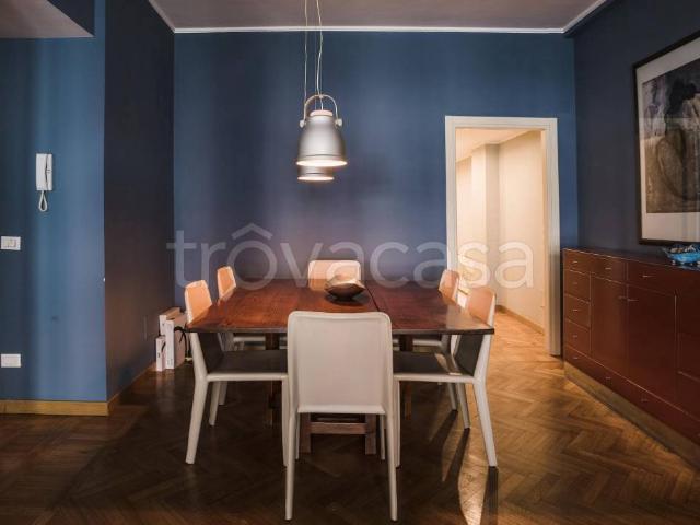 Trilocale in affitto a Milano viale Andrea Doria, Buenos Aires
