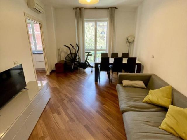 Trilocale in affitto a Milano, Cenisio