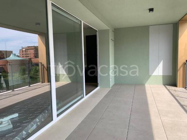 Trilocale in affitto a Monza, Viale Elvezia Rondò