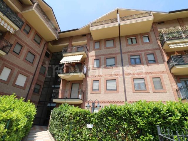 Trilocale in affitto a Orbassano via Lussemburgo, 7