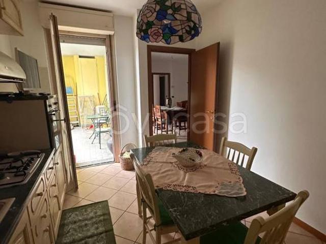 Trilocale in affitto a Bergamo, Borgo Palazzo