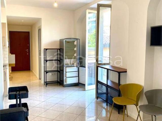 Trilocale in affitto a Bergamo via Moroni, 180, Centro