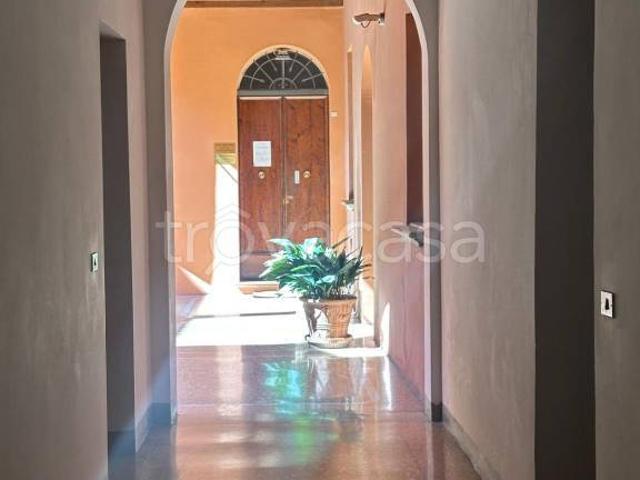 Trilocale in affitto a Bologna, Santo Stefano