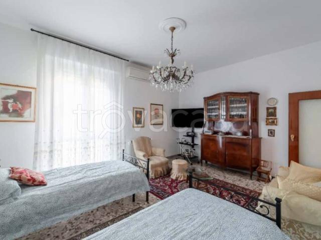 Trilocale in affitto a Bologna via Nuova, San Donato
