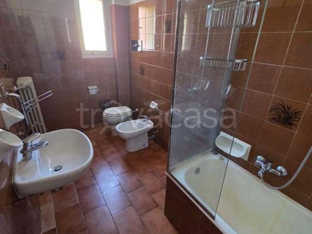 Trilocale in affitto a Bologna via Franco Bolognese, 27, Bolognina