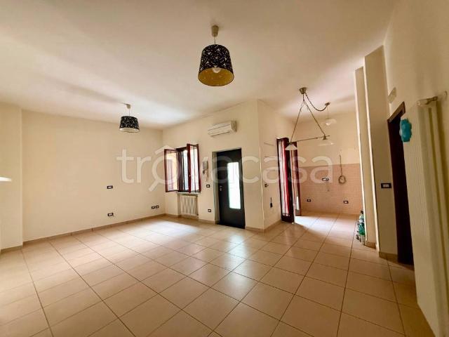 Trilocale in affitto a Caivano via Vincenzo Libertini
