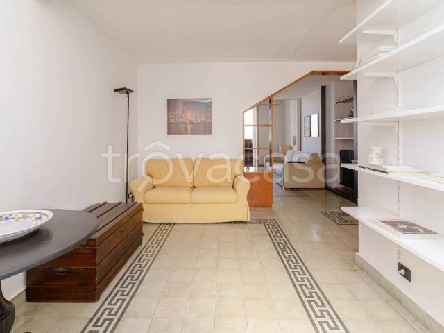 Trilocale in affitto a Catania viale Vittorio Veneto, 15, Corso Italia Europa