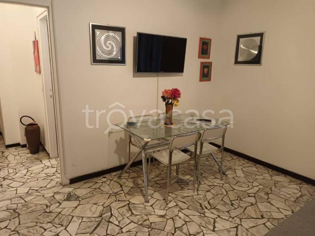 Trilocale in affitto a Chiavari corso Valparaiso, 66