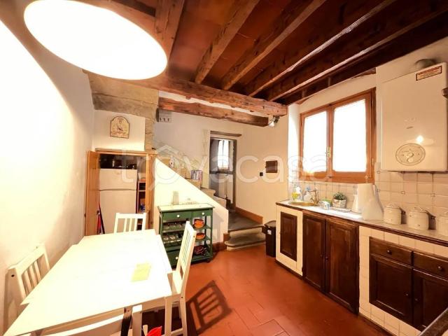 Trilocale in affitto a Firenze via del Drago d'Oro, 7, San Frediano