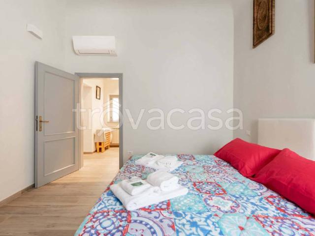 Trilocale in affitto a Firenze via San Zanobi, San Marco SS Annunziata