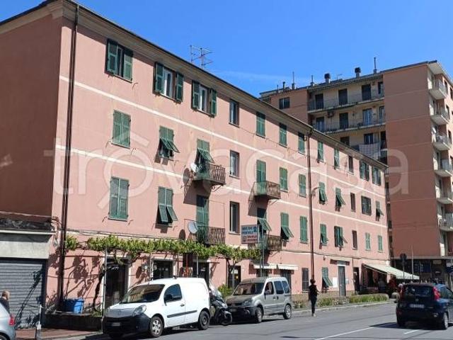 Trilocale in affitto a Genova, Struppa