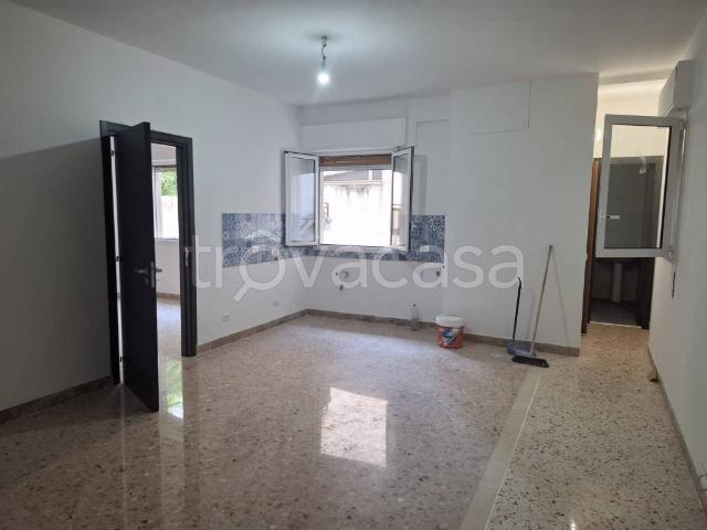 Trilocale in affitto a Palermo via Cappuccini, 224, Calatafimi Bassa Indipendenza
