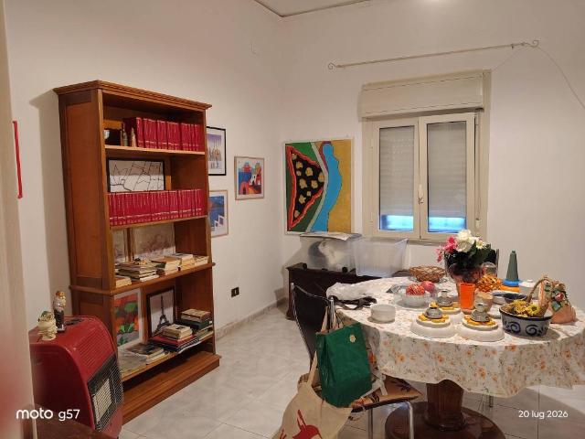 Trilocale in affitto a Palermo via Tommaso Moncada, 27, Noce