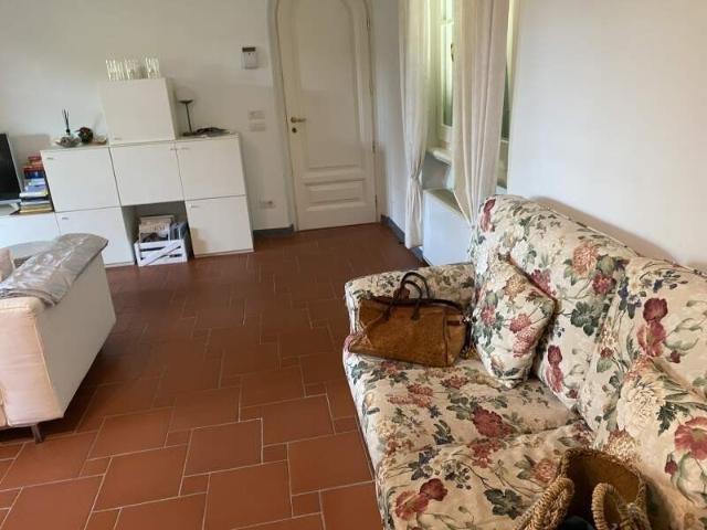 Trilocale in affitto a Roma Imperiale, Forte dei Marmi