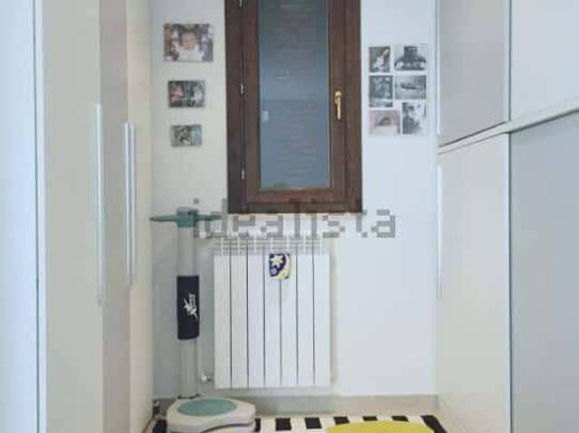 Trilocale in affitto a Roma via Montegioco, Piana del Sole