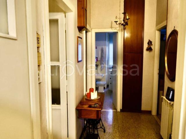 Trilocale in affitto a Roma via dei Lanciafiamme, Cecchignola Giuliano Dalmata
