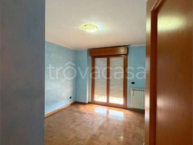 Trilocale in affitto a Roma via giorgio vigolo, Fonte Ostiense