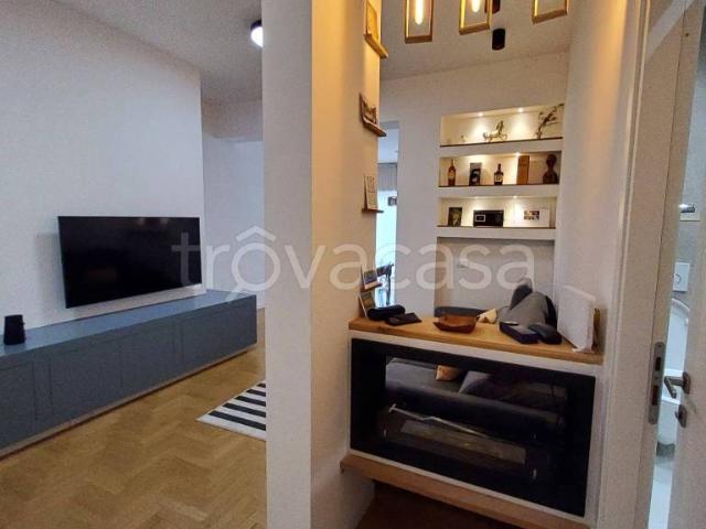 Trilocale in affitto a Roma via Giuseppe Troiani, 13, Portuense