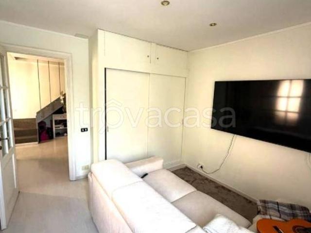 Trilocale in affitto a Roma via homs, Africano Villa Chigi