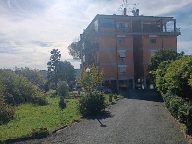 Trilocale in affitto a Roma via Pasquale Secondo, Torrevecchia