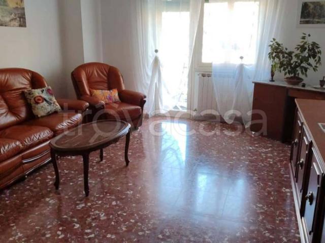 Trilocale in affitto a Roma via Tor de' Schiavi, Centocelle