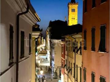 Trilocale in affitto a Sarzana via Castruccio Castracani