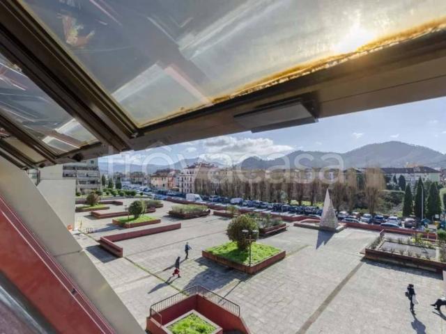 Trilocale in affitto a Sestri Levante via Eraldo Fico