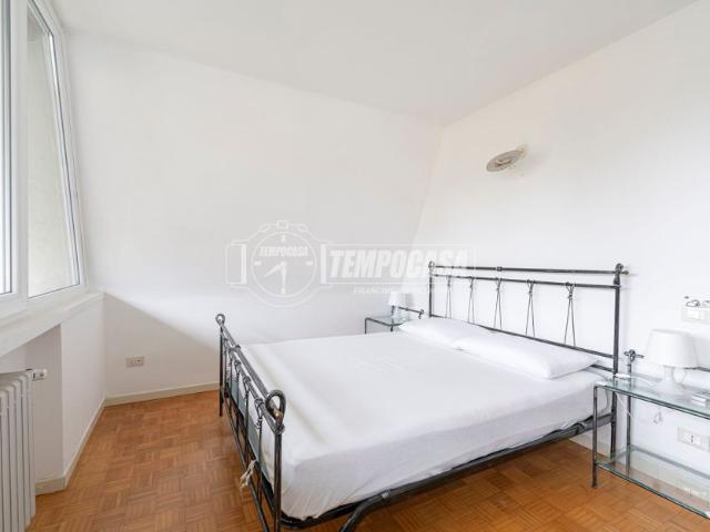 Trilocale in Affitto a Toscolano Maderno