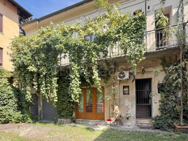 Trilocale in affitto a Torino via Giulia di Barolo, 34, Vanchiglia