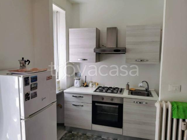 Trilocale in affitto a Torino via Eusebio Garizio, 3, Cenisia
