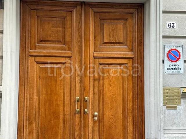 Trilocale in affitto a Torino, Crocetta