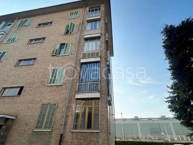 Trilocale in affitto a Torino piazza Fabio Filzi, 2/4, Nizza Millefonti