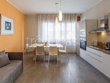Trilocale in affitto a Verona via Prato Santo, Borgo Trento