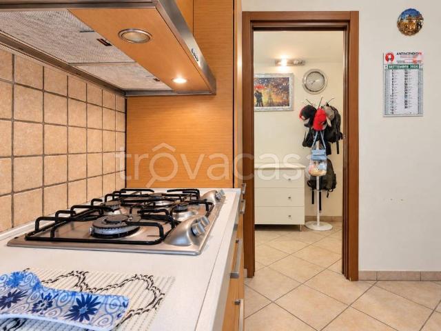 Trilocale in affitto a Villa Cortese