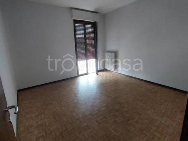 Trilocale in affitto ad Alba piazza Cristo Re