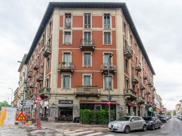 Trilocale in affitto con balcone Milano Navigli