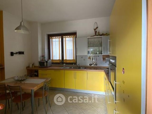 Trilocale in Affitto in Via Milano a Parabiago