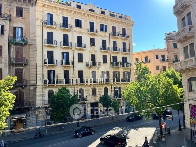 Trilocale in Affitto in Via San Cristoforo 25 a Palermo