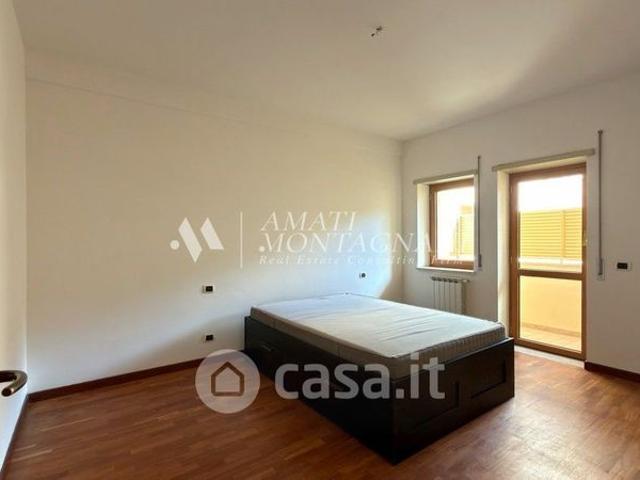 Trilocale in Affitto in Via Virgilio a Roma