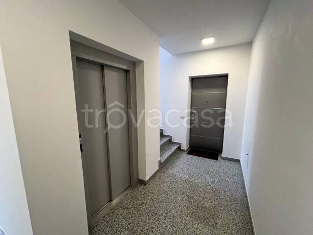 Trilocale in vendita a Magnago via Sardegna, 34