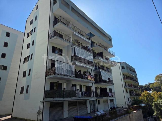 Quadrilocale in vendita a Messina, Litoranea Panoramica