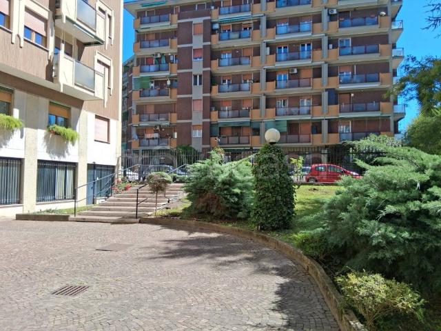 Trilocale in vendita a Milano, Niguarda