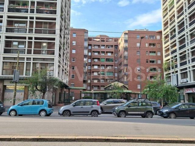 Trilocale in vendita a Milano viale Andrea Doria, 17, Centrale