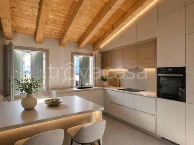 Trilocale in vendita a Mira, Piazza Vecchia