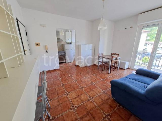 Trilocale in vendita a Moconesi, Ferrada