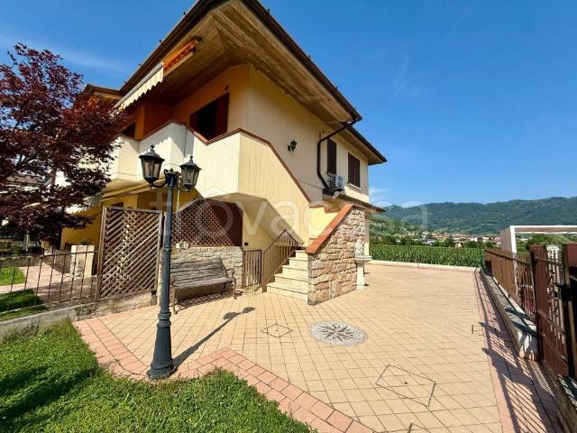 Trilocale in vendita a Monticelli Brusati via San Zenone, 9/b, Fontana