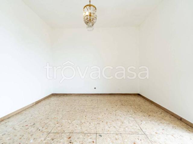 Trilocale in vendita a Monza, San Giuseppe